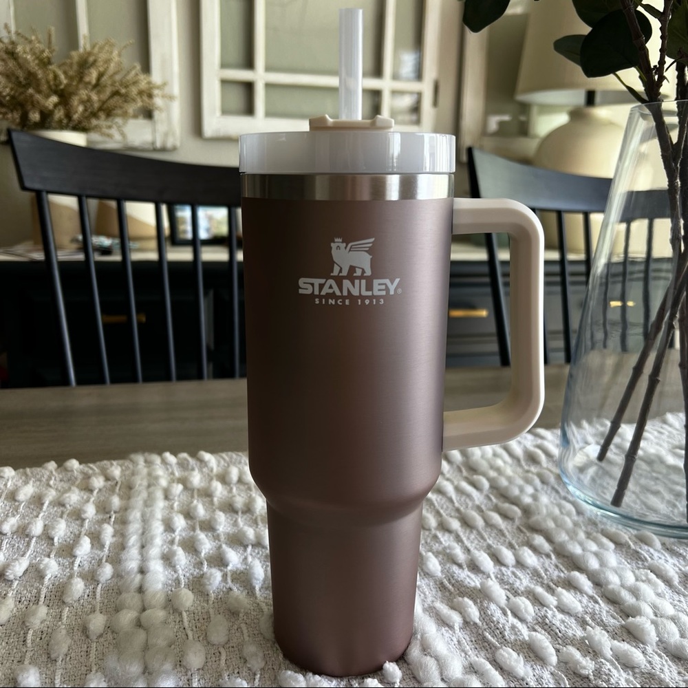 Stanley Adventure Quencher | Rose Glow